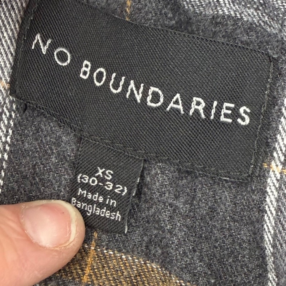 No Boundaries Plaid Flannel Shirt Hooded Jacket Gray White Brown Mens XS - Picture 4 of 7